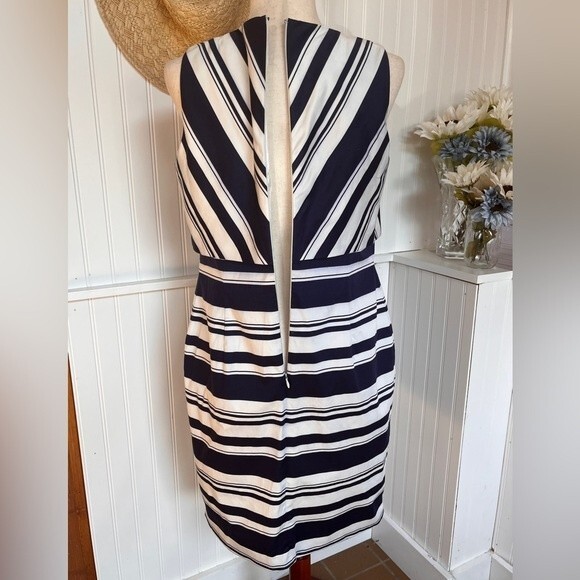 Rubinstein "Laurena" Navy & White Chevron Striped Shift Dress 12 - Picture 2 of 10